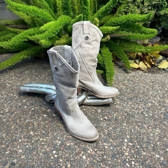 Ovye by Cristina Lucci Italian Made Buff Leather Boots Size 7 - Picture 1 of 11